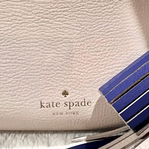 kate spade Handbags - Kate Spade Crossbody Bag
